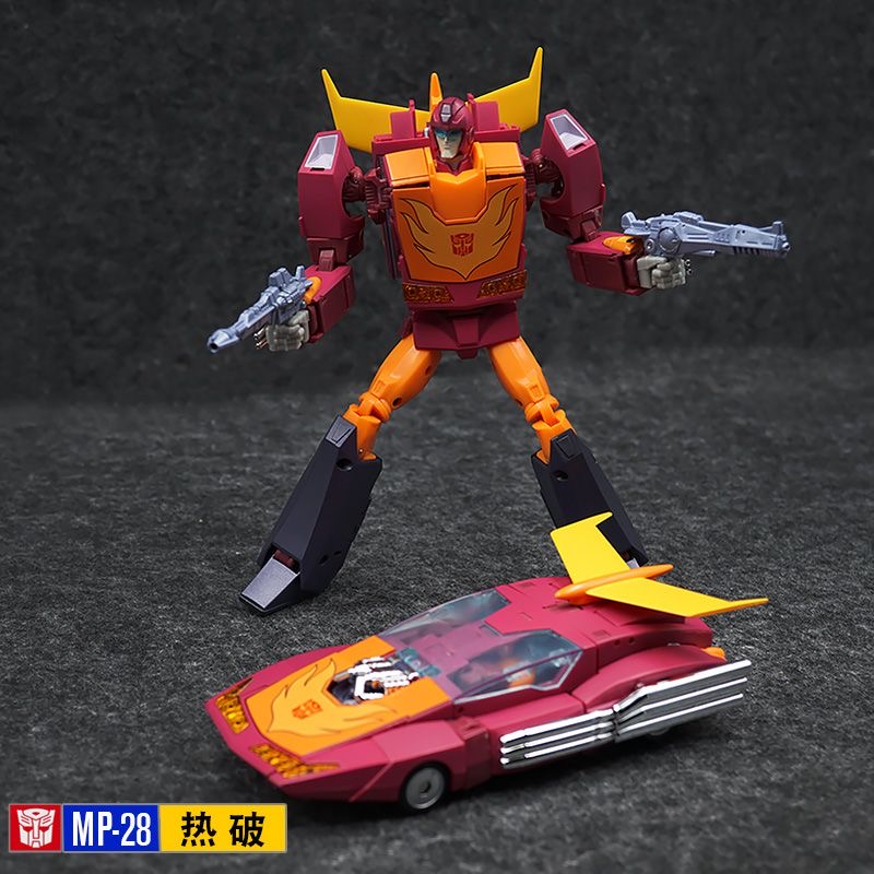 Takara Tomy Transformers Brinq - Model Kit Rodimus avaliação e preço
