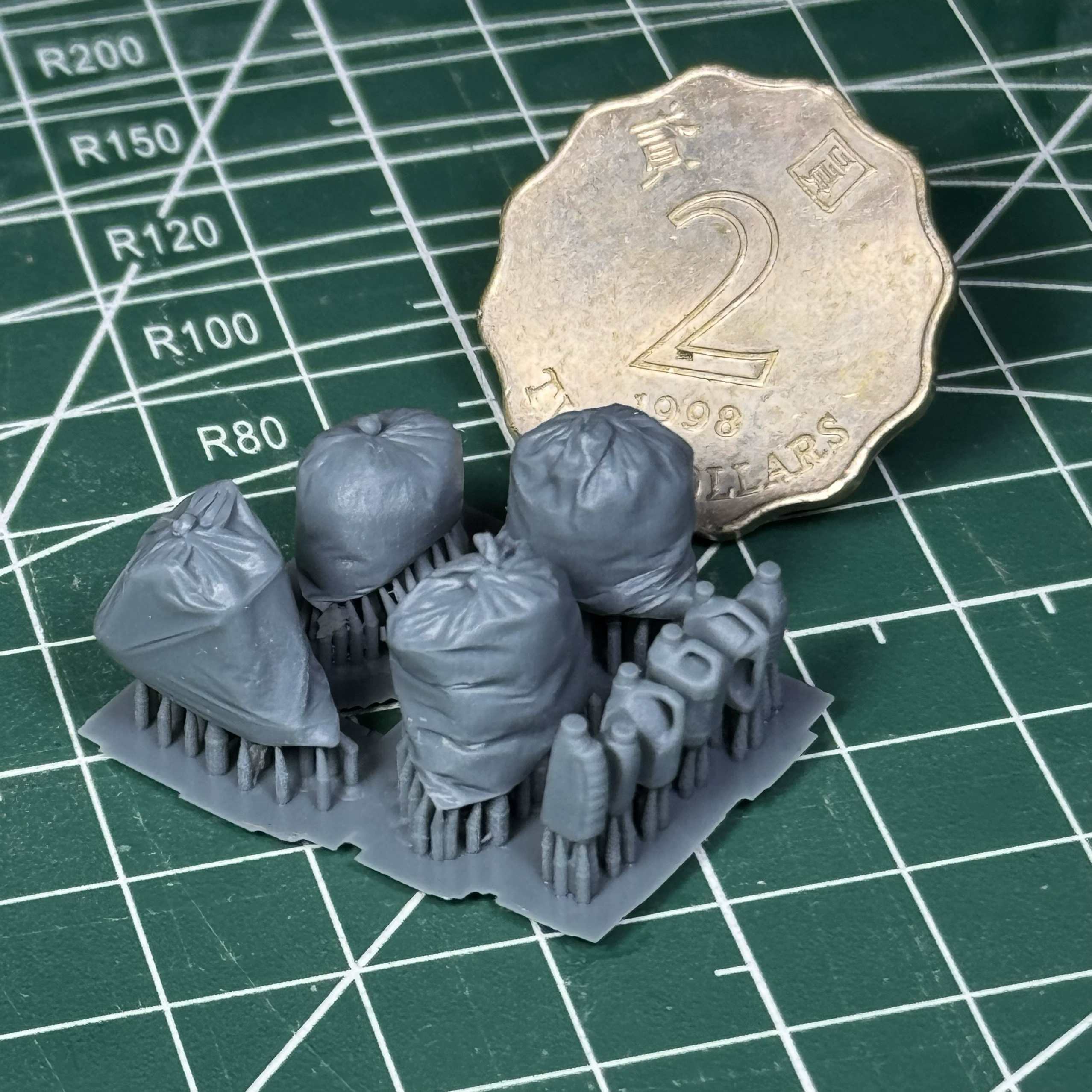 Acessórios de cena modelo 1/35 - Model Kit Italeri avaliação e preço