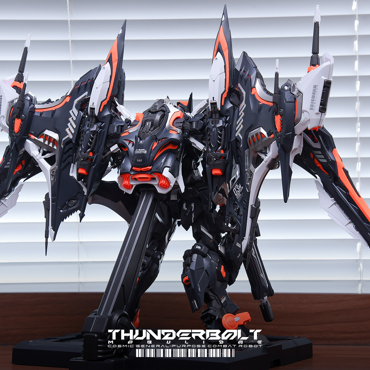 THUNDERBOLT MOBULIDAE 1/100 Br - Model Kit Infinite Dimension avaliação e preço